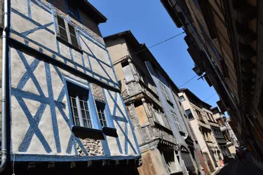 Plus de 400 immeubles sont construits avec des pans de bois à Thiers (Puy-de-Dôme)
