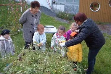 Un atelier jardinage pour les tout petits