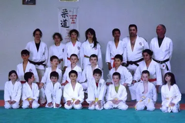 Les jeunes judokas révisent leurs gammes