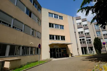 Hôpital de Vichy : les visites au pôle réadaptation et gériatrie suspendues jusqu'à nouvel ordre