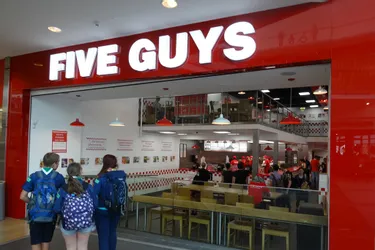 La chaîne de burgers Five Guys bientôt à Clermont-Ferrand ?