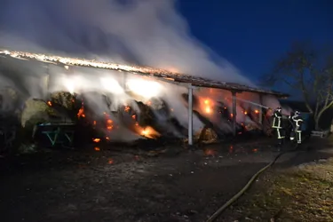 Cerzat : un violent incendie a détruit une grange et menacé une maison