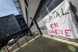 Administration provisoire de l'hôpital de Guéret (Creuse) : syndicat et candidats aux municipales réagissent