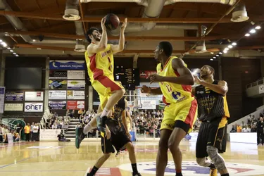 Basket / Pro B : Vichy-Clermont frôle l'exploit sur le parquet de Bourg-en-Bresse (72-68)