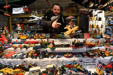 Il y a plein d'idées cadeaux au marché de Noël de Clermont-Ferrand