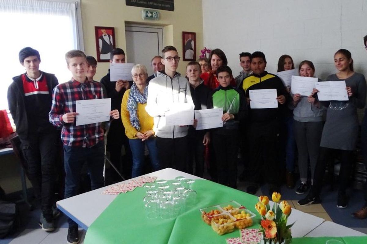 Opération au collège des Petits-Sentiers - L’Écho Républicain