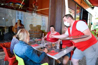 « On revit ! » : satisfaction après la réouverture des bars et restaurants à Montluçon (Allier)