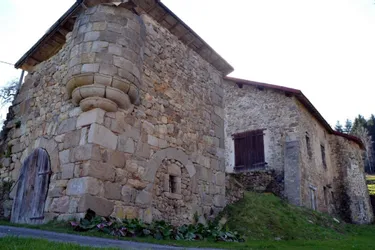 L’Ogresse du château de Roche Savine (Puy-de-Dôme)