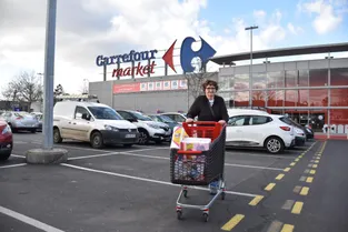 Pourquoi Carrefour cède ses magasins: le décryptage d'Hichame Ghazi, représentant syndical en Creuse