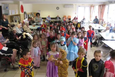 Les enfants ont fêté Carnaval à l’Ehpad