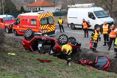 Deux blessés dans un spectaculaire accident près de Monistrol-sur-Loire (Haute-Loire)