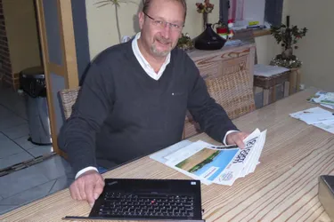 Denis Beauvais candidat aux élections municipales à Maringues (Puy-de-Dôme)