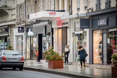 Pourquoi les commerçants du centre-ville de Montluçon (Allier) ont choisi de ne pas ouvrir les quatre dimanches des soldes ?