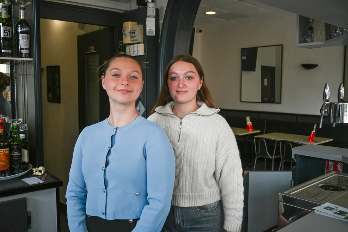 20 et 24 ans, deux surs reprennent un bar-tabac  Auxerre - L'Yonne  Rpublicaine