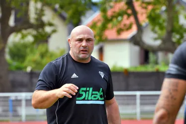 Goderzi Shvelidze, entraîneur de la mêlée du CAB : « C'est dur de rester assis en tribunes, sans pouvoir aider et pousser en mêlée »