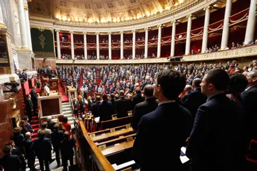 La réforme des institutions pourrait faire perdre jusqu'à 7 parlementaires à l'Auvergne