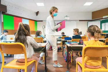 Écoles primaires : un nouveau protocole sanitaire va être expérimenté dans une dizaine de départements
