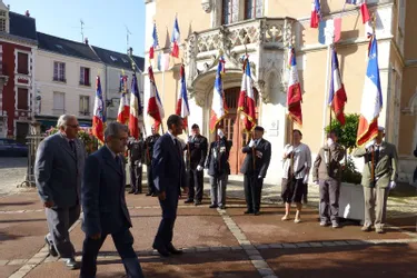 Catastrophe de Brétigny : les drapeaux en berne pour le 14 Juillet