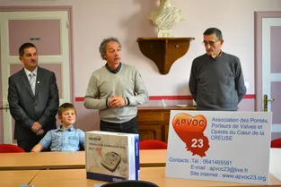 La commune a remercié l’association APVOC 23 pour son généreux don