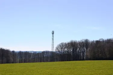 Une antenne relais installée au Parc