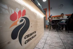 Crispy's chicken, restaurant de poulet frit, a ouvert ses portes dans le centre-ville d'Aurillac