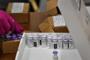 Pfizer et BioNTech affirment que leur vaccin anti-Covid est "sûr" pour les 5-11 ans