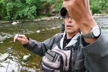 Petite leçon de pêche à la mouche avec le guide Alain Gourin