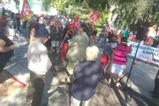 Première manifestation pour les syndicats du bassin de Vichy (Allier) depuis la crise sanitaire
