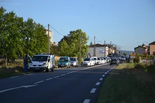 Cinq voitures se percutent à la sortie de Néronde-sur-Dore
