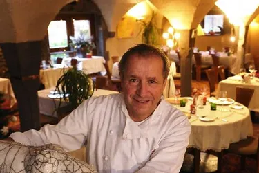 Philippe Brossard revisite les classiques de la cuisine depuis plus de 30 ans à l’Ours des Roches
