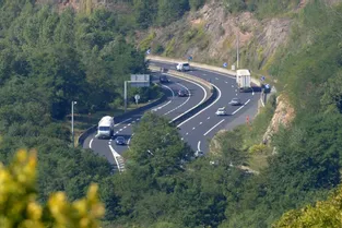 Travaux sur l'A75 : le détail des restrictions de circulation à hauteur de Saint-Yvoine (Puy-de-Dôme)