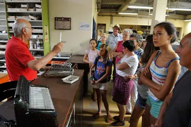 La manufacture d’accordéons a ouvert ses portes aux touristes durant les vacances