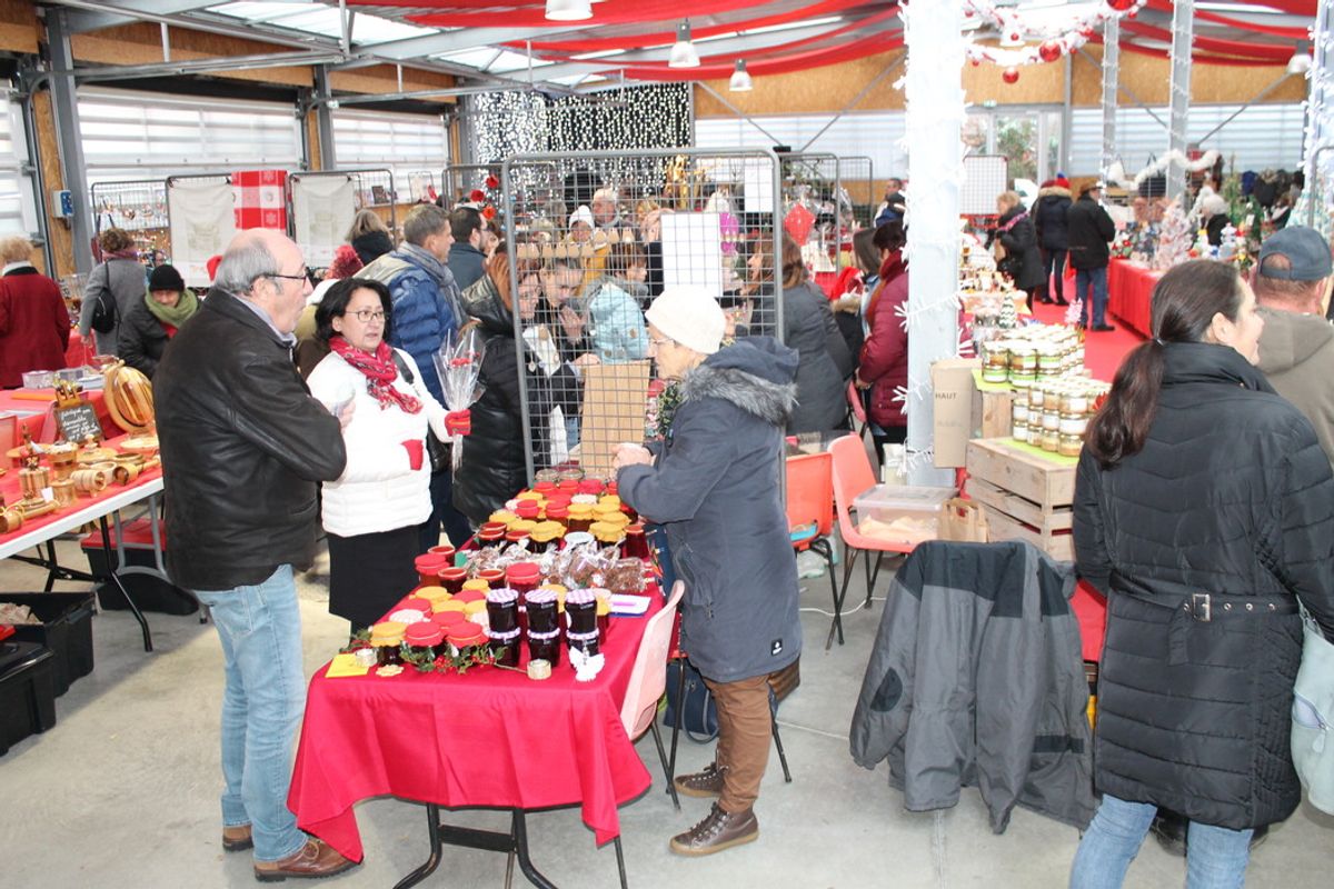 Le marché de Noël a ravi petits et grands - La Montagne
