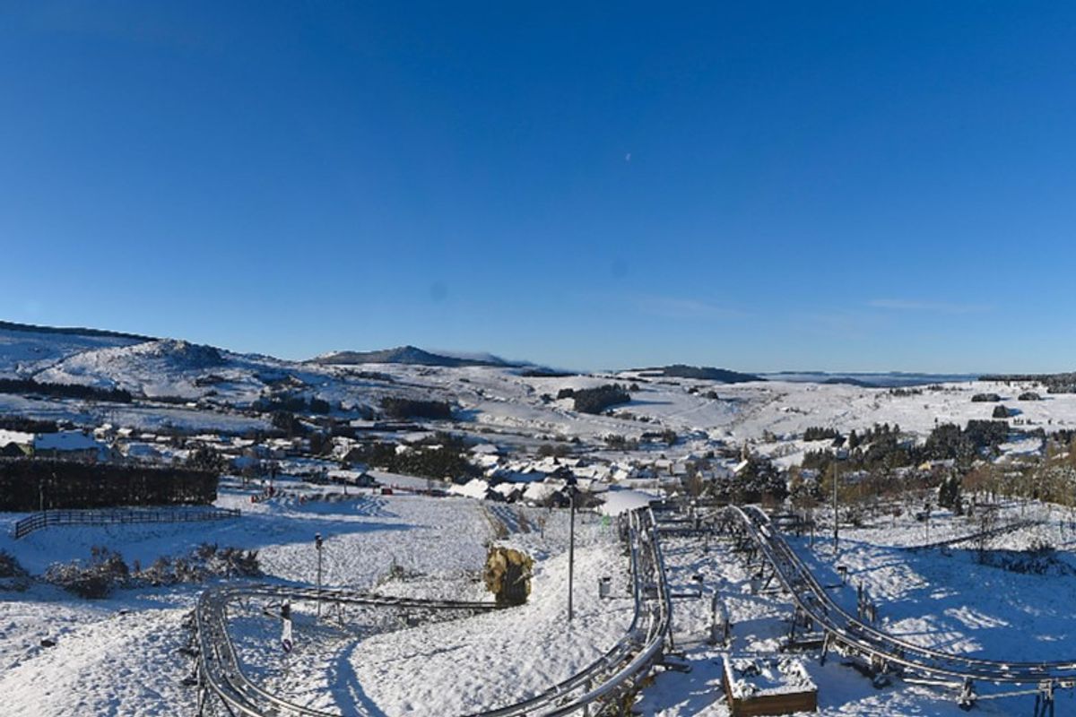 Haute-Loire : une centaine d'impacts de foudre nocturnes et de la neige au réveil pour le week-end de Pâques