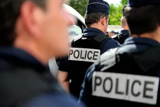 Trois mois de prison ferme pour avoir frappé un policier en marge de la fan zone d'Aurillac