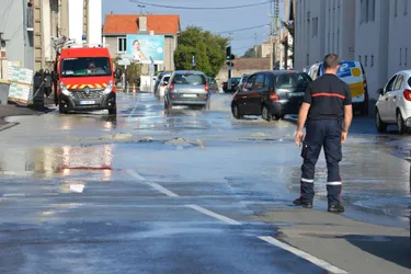 Clermont-Ferrand : une importante fuite d'eau perturbe la circulation rue du Ressort