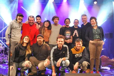 Le groupe La Cafetera Roja,en résidence à Langeac (Haute-Loire), sort un nouvel album