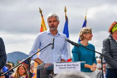 Au mont Mézenc, Laurent Wauquiez lance « un appel à l'union et aux convictions » aux candidats LR pour la présidentielle