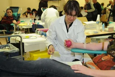 En 2012, la Corrèze reste le département le plus généreux en don du sang en Aquitaine-Limousin