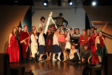 N L’univers d’Oz, une comédie musicale présentée par l’atelier cournonnais à Clermont les 5 et 12 mai