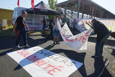 Les éboueurs dans leur dixième jour de grève au Puy-en-Velay