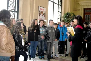 Des élèves en visite à l’opéra de Vichy