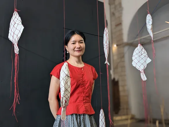 Plongée poétique dans l'univers de l'artiste porcelainière Shuling Liu ...