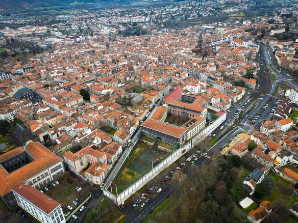 Les propositions des candidats à la mairie de Riom pour réhabiliter les ...