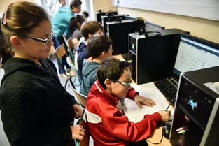 Puy-de-Dôme : les ordinateurs retrouvent une deuxième vie dans les écoles rurales
