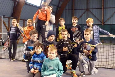 Jeux, ateliers et goûter pour le Noël du club junior du Tennis-Club