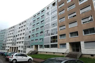 Tué d'un coup de couteau dans un appartement à Limoges