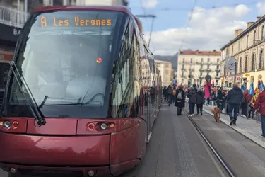 Grève du personnel et manifestation perturbent les transports en commun à Clermont-Ferrand