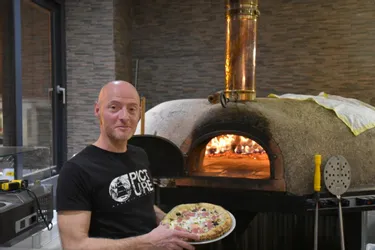 Ce pizzaïolo de Châtel-Guyon (Puy-de-Dôme) va participer au championnat du monde de la pizza à Naples