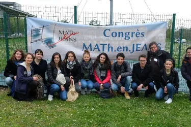Dix lycéens d’Emile-Duclaux ont participé au 27e congrès des Maths en jean